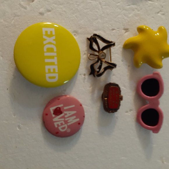 Button and Pin Collection - Picture 6 of 8